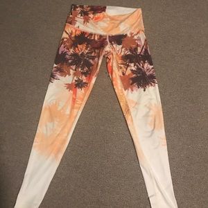 TEEKI LEGGINGS